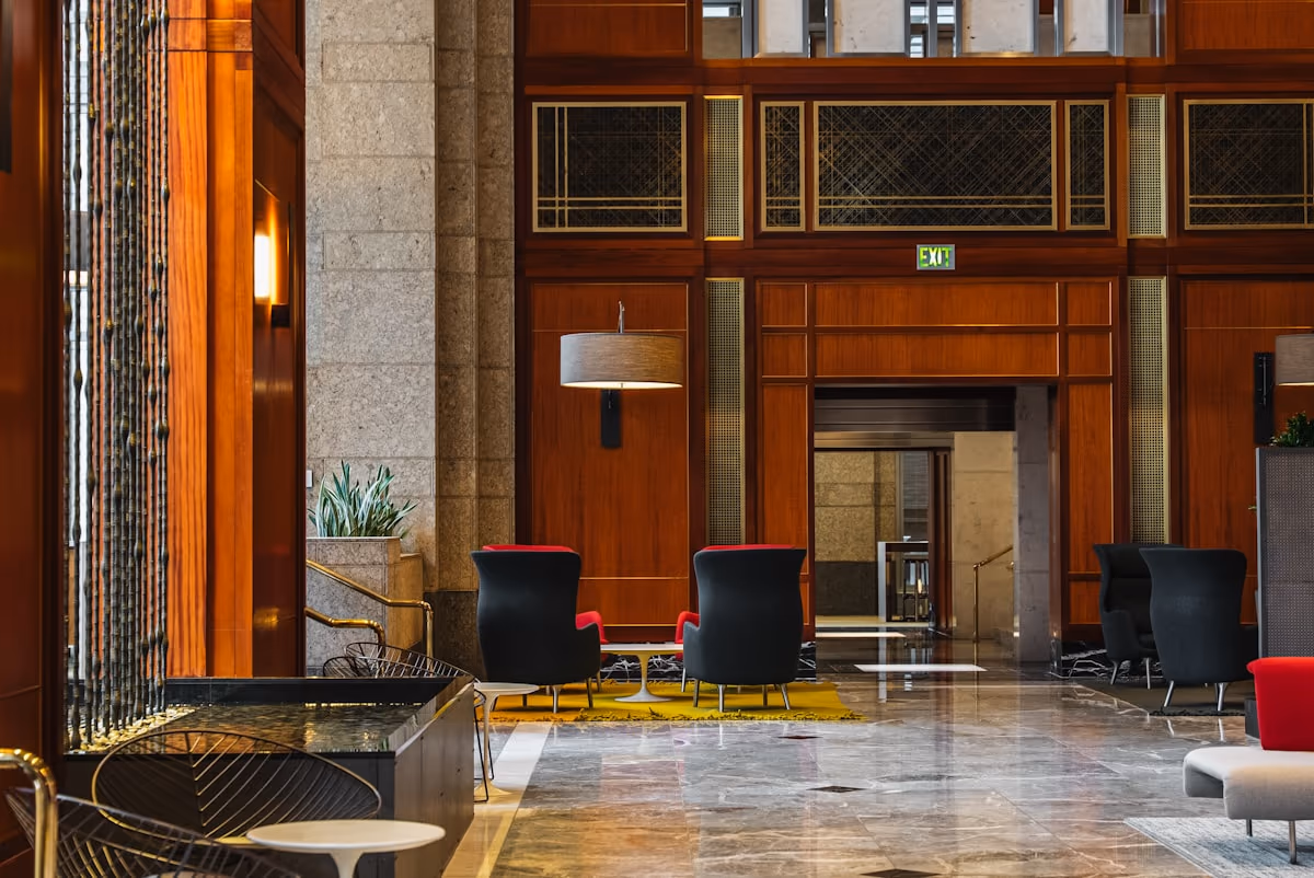 How to Choose an Access Point for a 100-Room Hotel