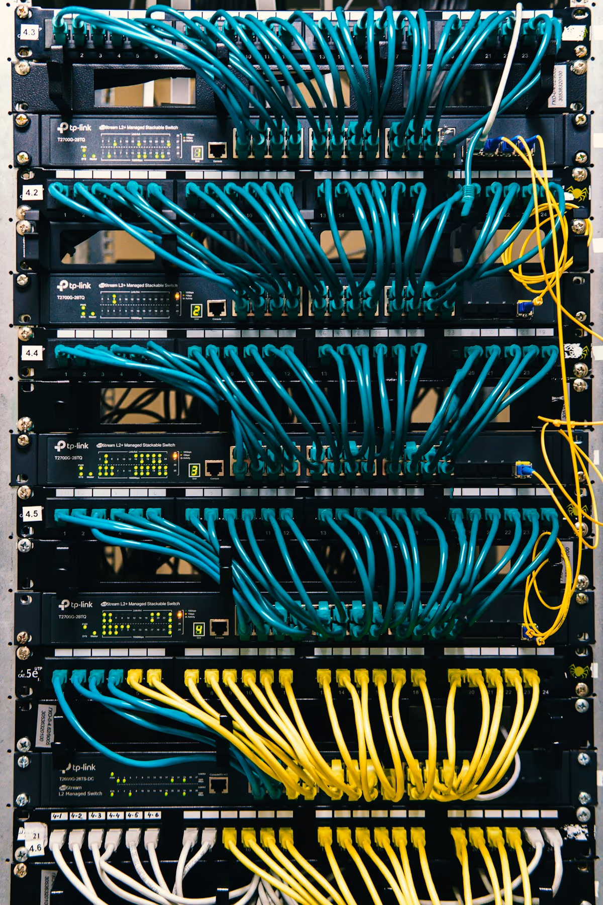 PoE Injectors vs Managed PoE Switches - When Each Fits